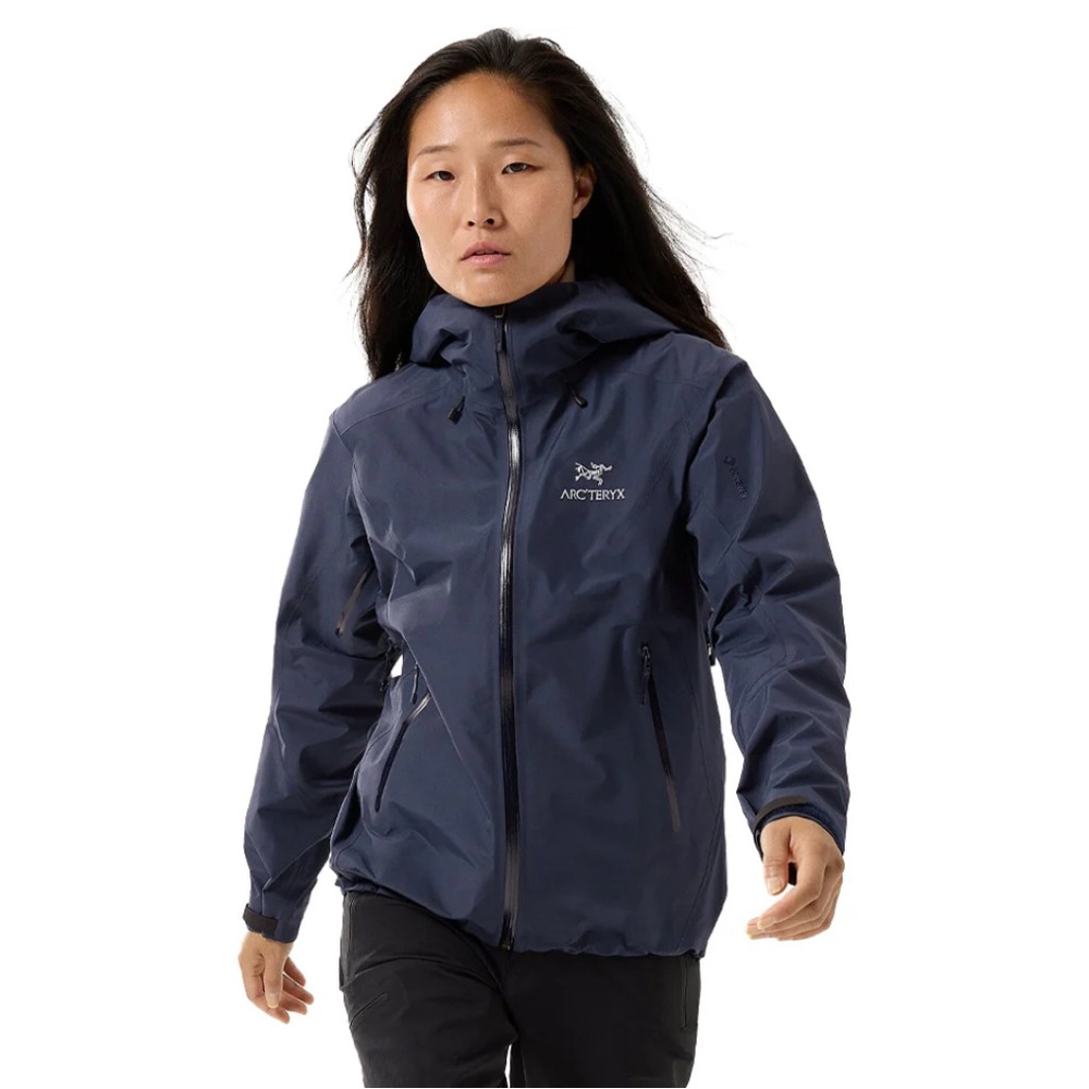 Arc’teryx Beta LT women’s medium rain jacket goretex